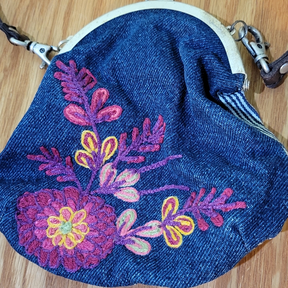 Lucky Brand Coin purse